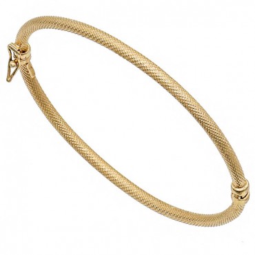 Ασημένια και επιχρυσωμένη χειροπέδα με διακριτικό σκάλισμα 