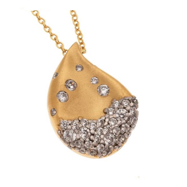 Ασημένιο επίχρυσο κολιέ με σχήμα σταγόνας και λευκές πέτρες ζιργκόν