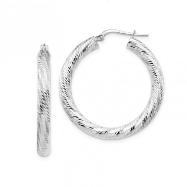 Ασημένιοι κρίκοι με διαμανταρισμένο σκάλισμα Ασημένιοι κρίκοι με διαμανταρισμένο σκάλισμα