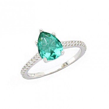 Ασημένιο δαχτυλίδι μονόπετρο με πράσινη πέτρα ζιργκόν Ασημένιο δαχτυλίδι μονόπετρο με πράσινη πέτρα ζιργκόν