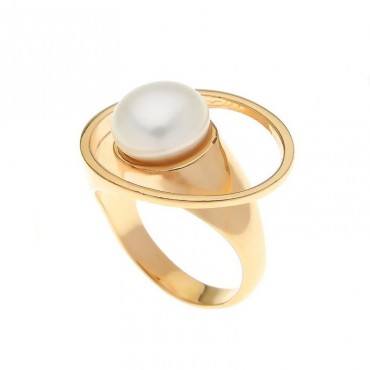 Ασημένιο επίχρυσο δαχτυλίδι με μαργαριτάρι στο κέντρο Ασημένιο επίχρυσο δαχτυλίδι με μαργαριτάρι στο κέντρο