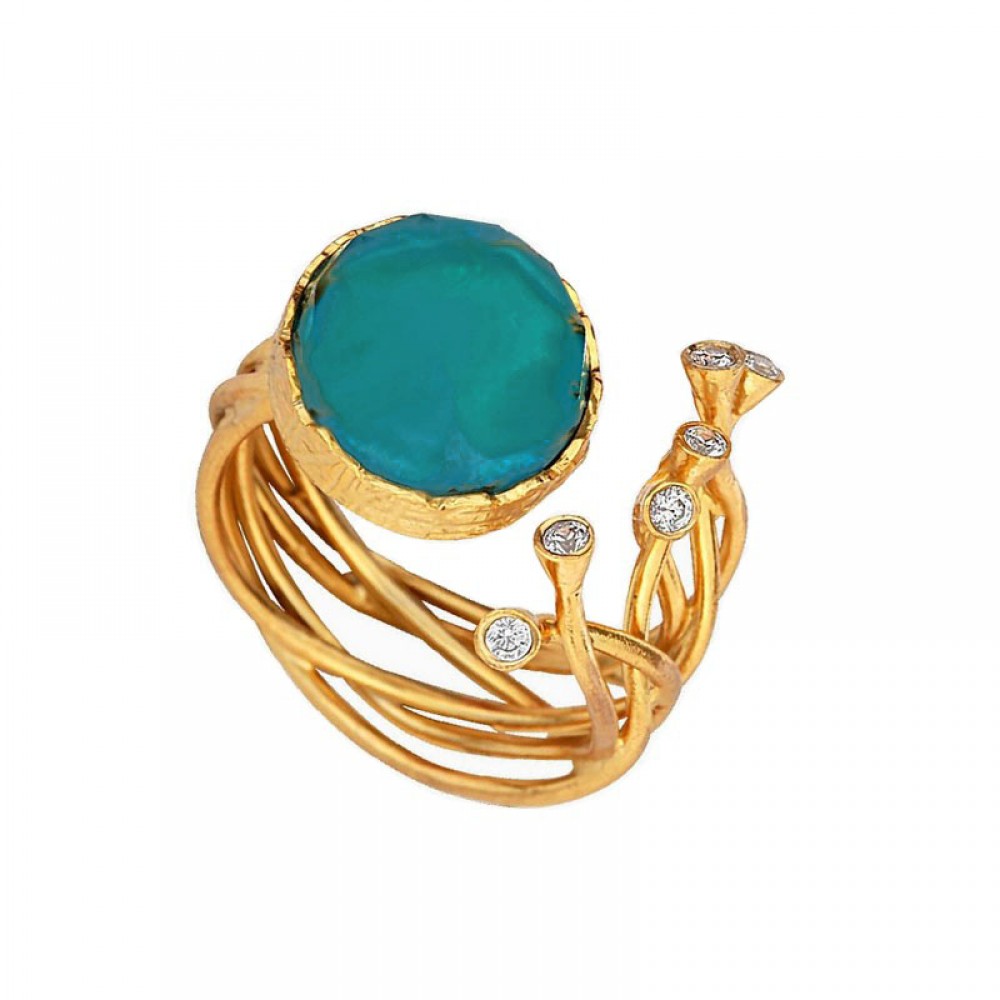 Ασημένιο και επιχρυσωμένο δαχτυλίδι με ημιπολύτιμη πέτρα απατίτη Ασημένιο και επιχρυσωμένο δαχτυλίδι με ημιπολύτιμη πέτρα απατίτη