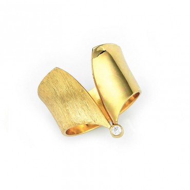 Ασημένιο και επιχρυσωμένο χειροποίητο δαχτυλίδι με μικρή πέτρα ζιργκόν