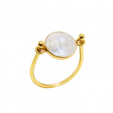 Ασημένιο και επιχρυσωμένο χειροποίητο δαχτυλίδι με ημιπολύτιμη  φεγγαρόπετρα