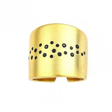 Ασημένιο και επιχρυσωμένο χειροποίητο δαχτυλίδι με πέτρες ζιργκόν σε μαύρο χρώμα Ασημένιο και επιχρυσωμένο χειροποίητο δαχτυλίδι με πέτρες ζιργκόν σε μαύρο χρώμα