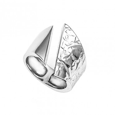 Ασημένιο χειροποίητο δαχτυλίδι με επιπλατίνωση 