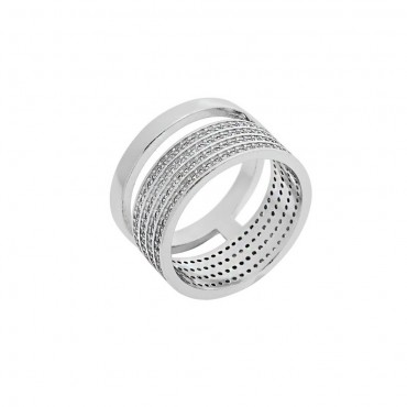 Φαρδύ ασημένιο δαχτυλίδι με τέσσερις σειρές ζιργκόν Φαρδύ ασημένιο δαχτυλίδι με τέσσερις σειρές ζιργκόν