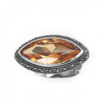 Ασημένιο δαχτυλίδι με πέτρα σιτρίν και μικρές πέτρες μαρκασίτη περιμετρικά 