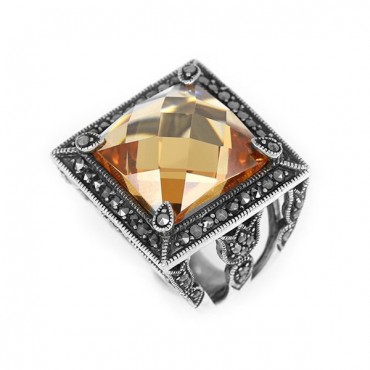 Ασημένιο εντυπωσιακό δαχτυλίδι με πέτρες μαρκασίτη και σιτρίν-ζιργκόν