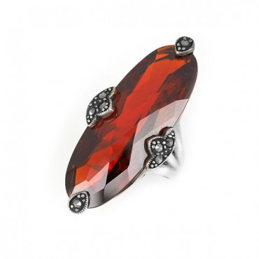 Ασημένιο δαχτυλίδι με μεγάλη πέτρα γρανάδα και μικρές πέτρες μαρκασίτη