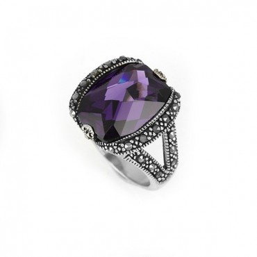 Ασημένιο δαχτυλίδι με πέτρες ζιργκόν-αμέθυστος και μαρκασίτης