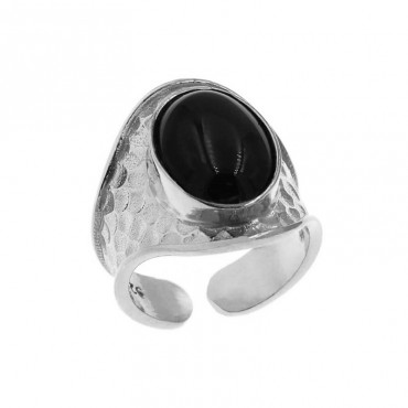 Ασημένιο δαχτυλίδι σφυρήλατο με μεγάλη πέτρα όνυχα